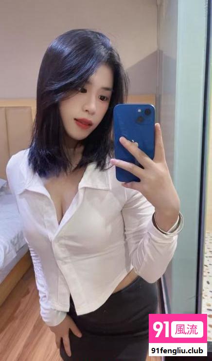 兼职大学生小月亮